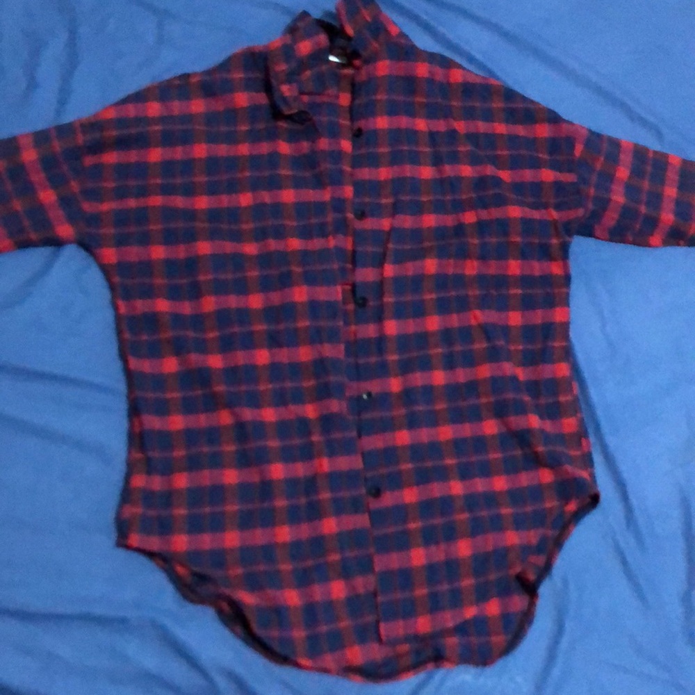 Dark red long sleeve plaid shirt women's style